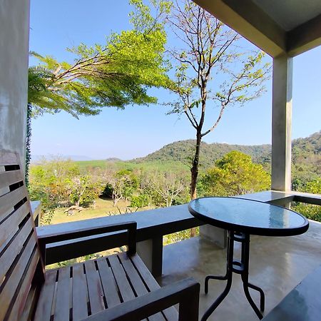 Apartmán Baan Suan Plearndara Wang Nam Khiao Exteriér fotografie
